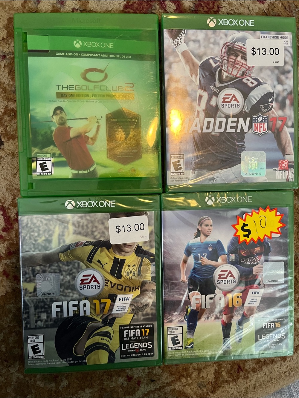 Microsoft Sports Game Bundle Green Cases Xbox One Game Lot FIFA 17 16 Madden 17